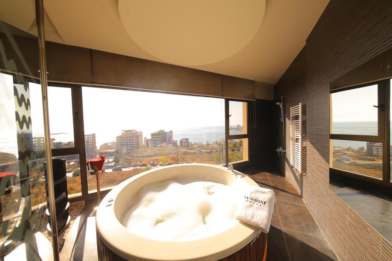 Sunrise Hotel Jounieh Exterior foto